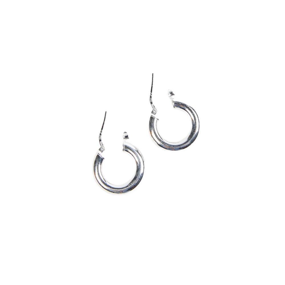 NEW VERMEER STUDIO small everyday hoops in silver
